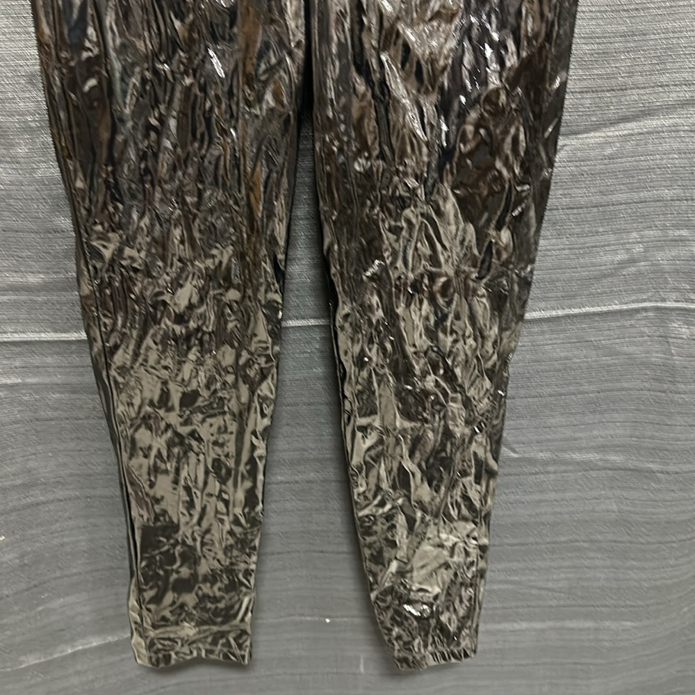 Pretty Little Thing black viscose/polyurethane pants Size 6 / Box 17-23 - Picture 3 of 8